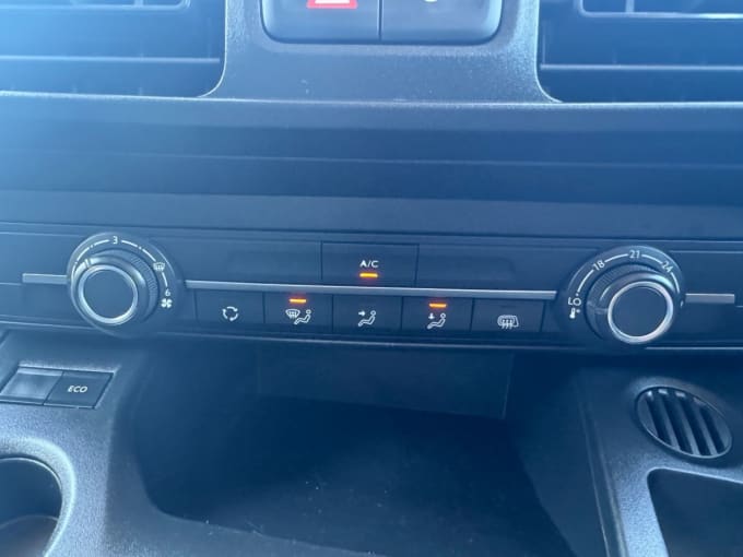 2025 Peugeot Partner