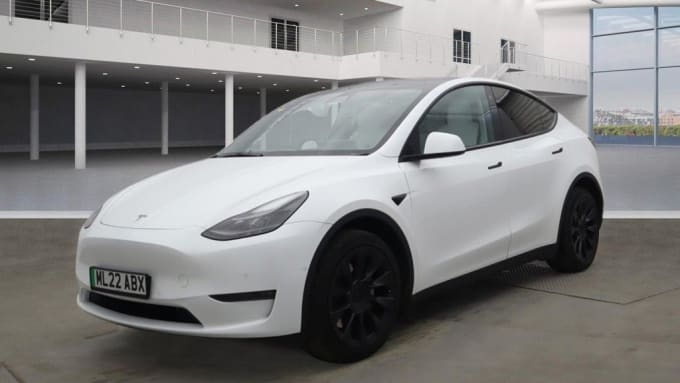 2025 Tesla Model Y