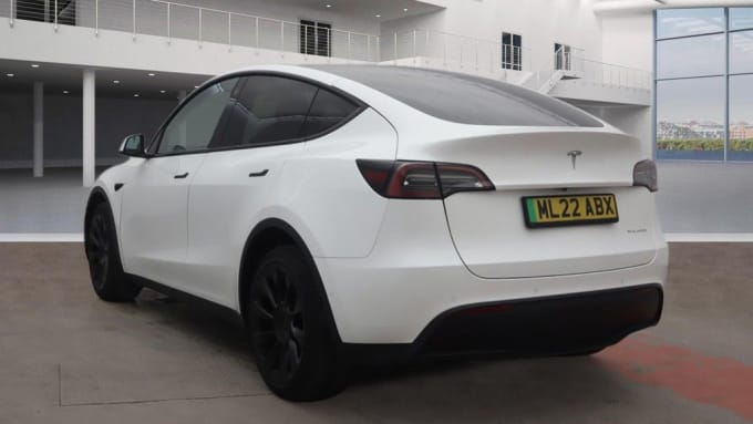 2025 Tesla Model Y
