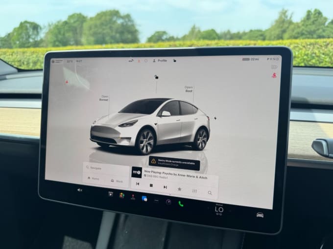 2025 Tesla Model Y