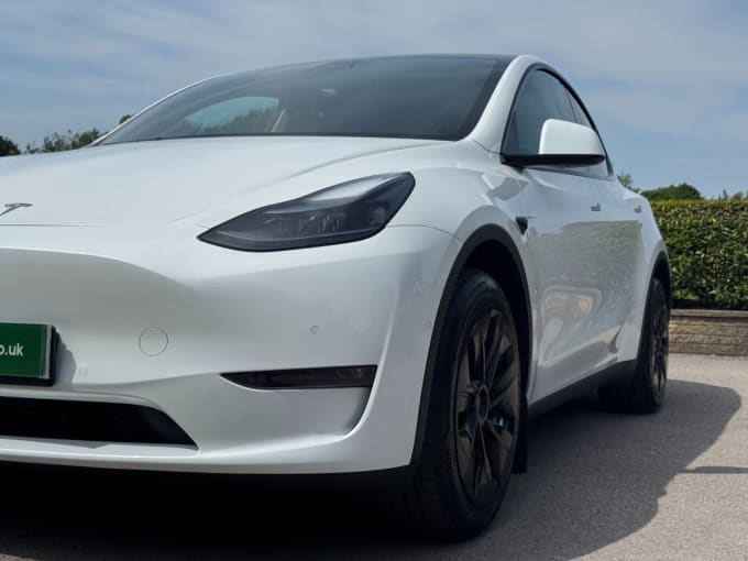 2025 Tesla Model Y