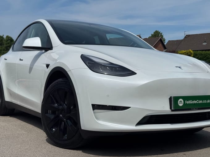 2025 Tesla Model Y
