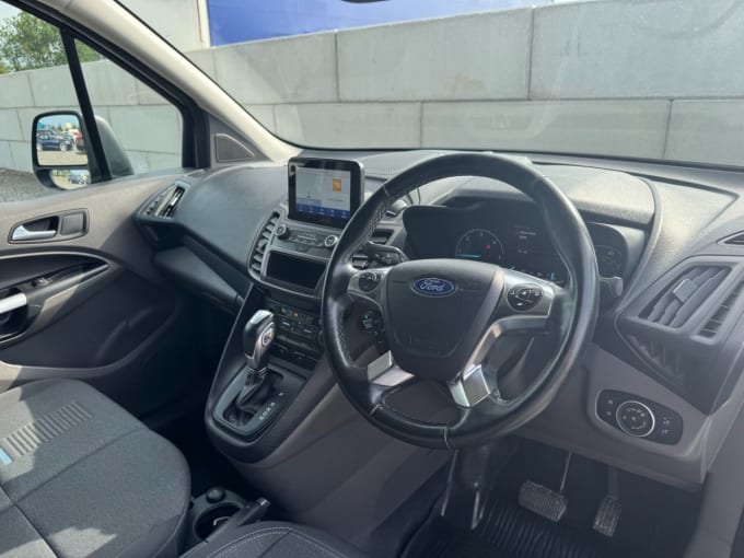 2025 Ford Transit Connect