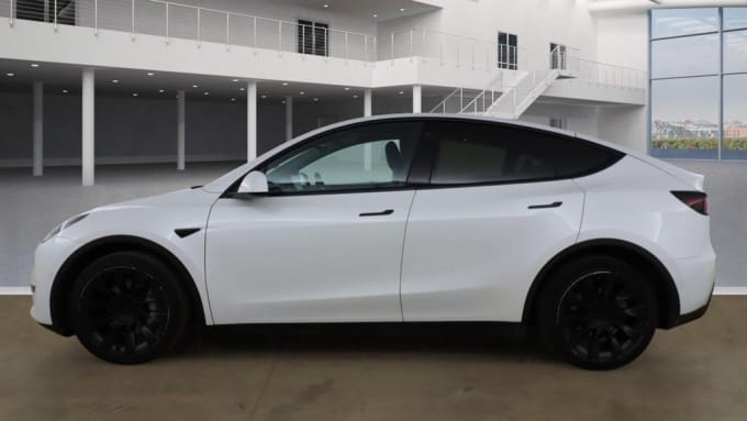 2025 Tesla Model Y