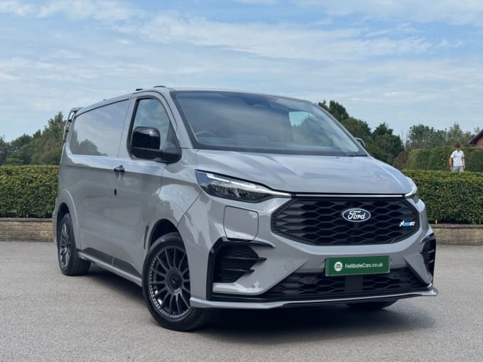 2025 Ford E-transit Custom