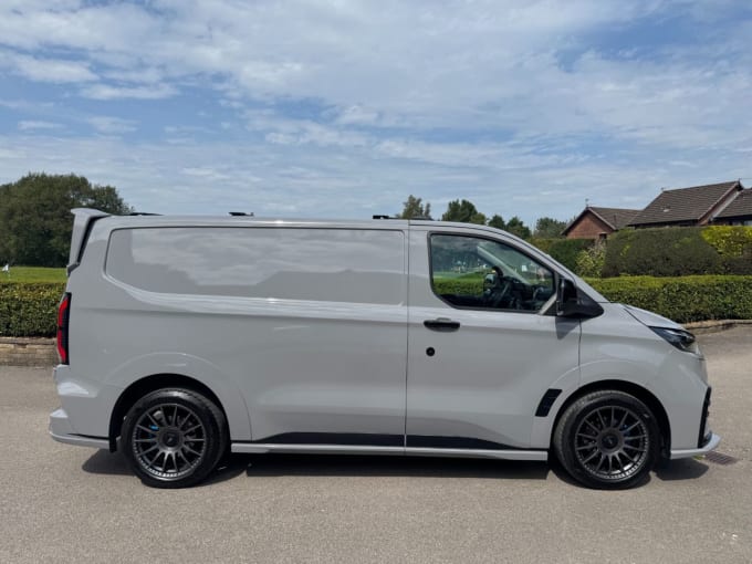 2025 Ford E-transit Custom