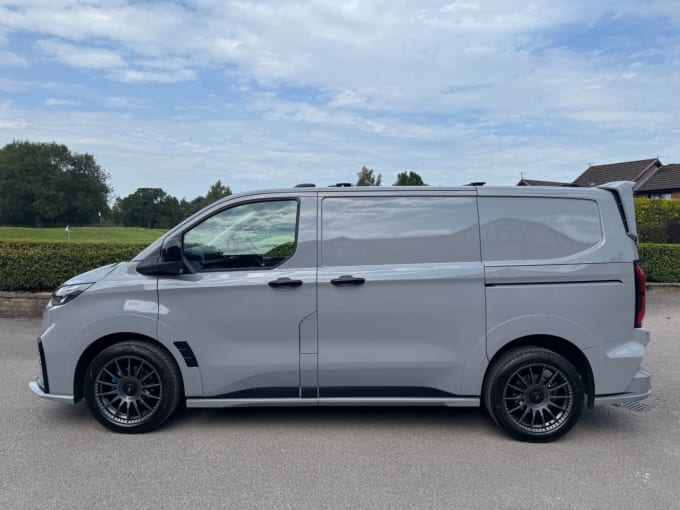 2025 Ford E-transit Custom