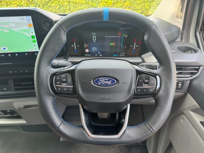2025 Ford E-transit Custom