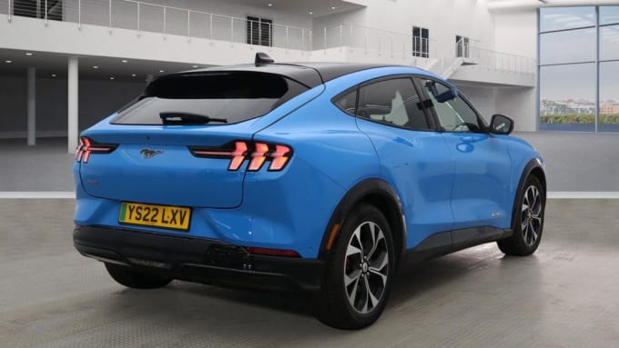 2025 Ford Mustang Mach-e