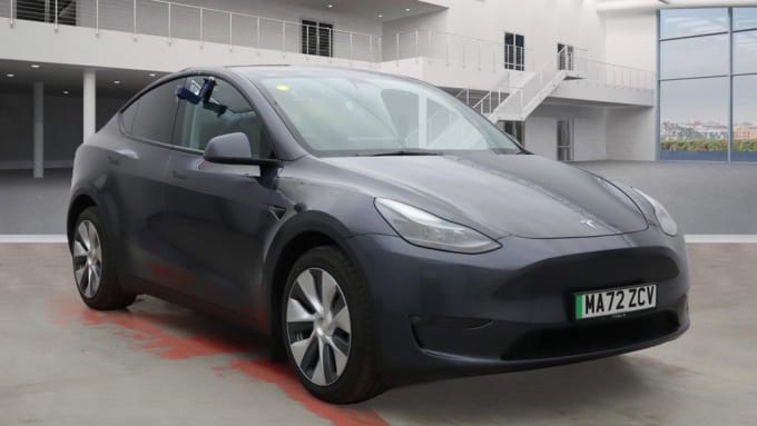 2025 Tesla Model Y