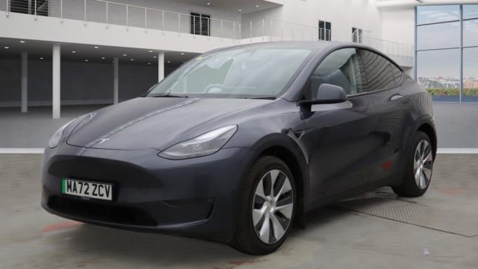 2025 Tesla Model Y