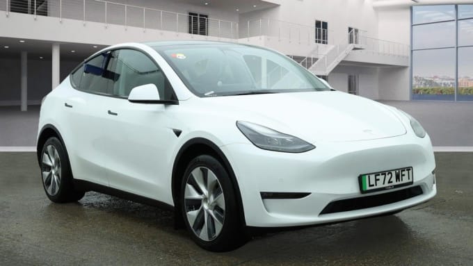 2025 Tesla Model Y