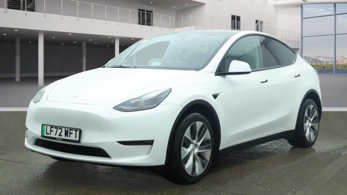 2025 Tesla Model Y