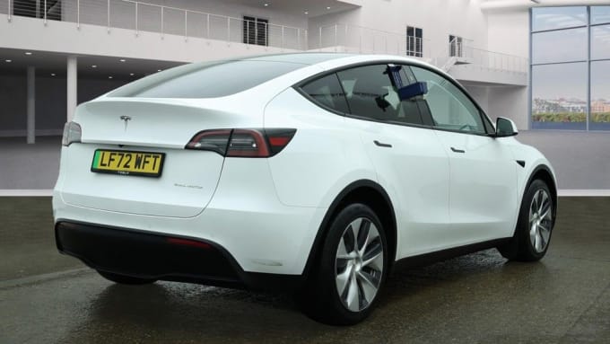 2025 Tesla Model Y