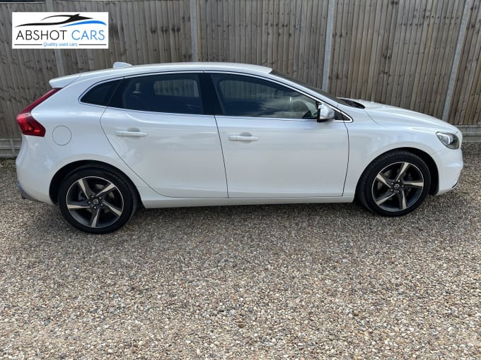 2013 Volvo V40