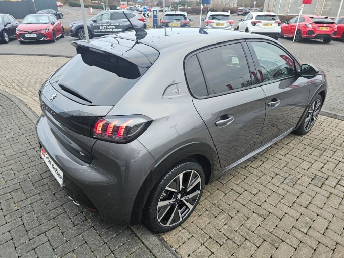 2021 Peugeot 208