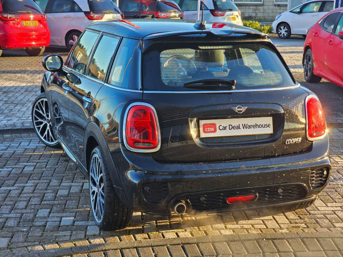 2019 Mini Hatch