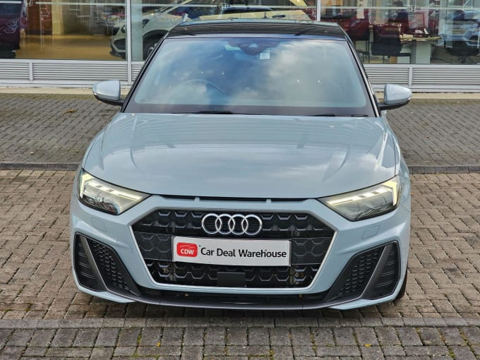 2022 Audi A1