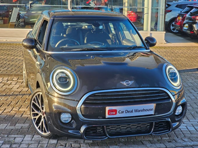 2019 Mini Hatch