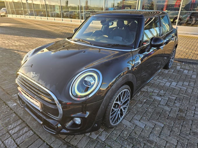 2019 Mini Hatch