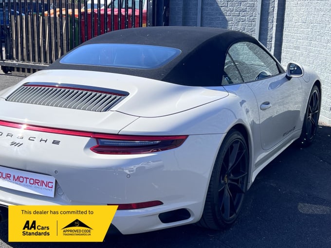 2018 Porsche 911