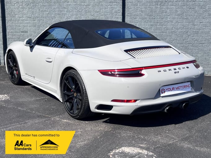 2018 Porsche 911