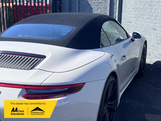 2018 Porsche 911