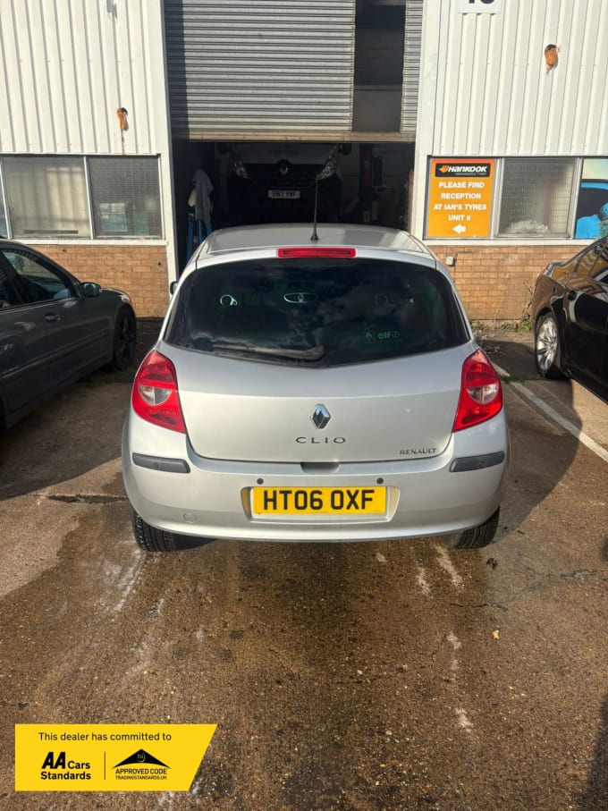 2006 Renault Clio