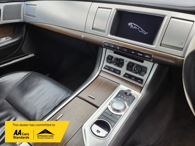 2013 Jaguar Xf
