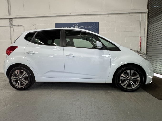 2016 Kia Venga