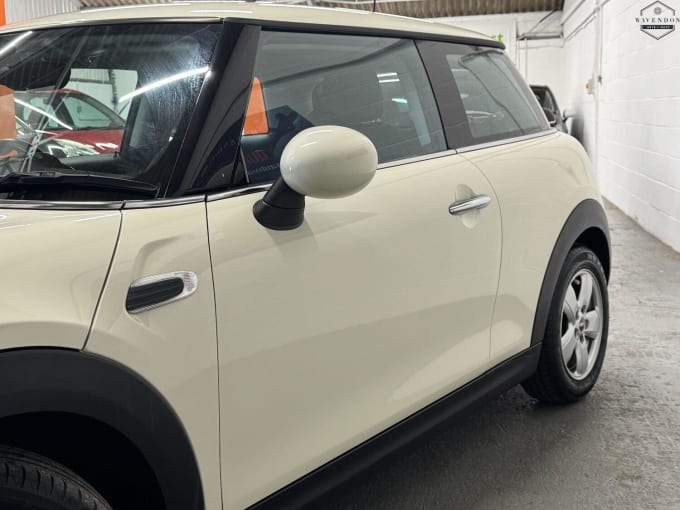2015 Mini Hatch