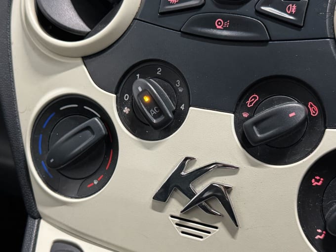 2015 Ford Ka