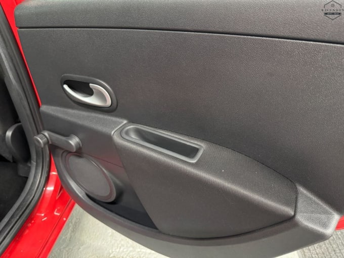 2010 Renault Clio