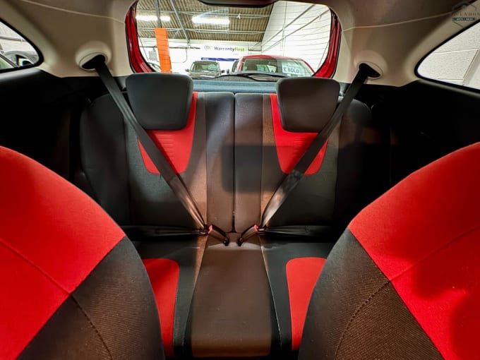 2015 Ford Ka