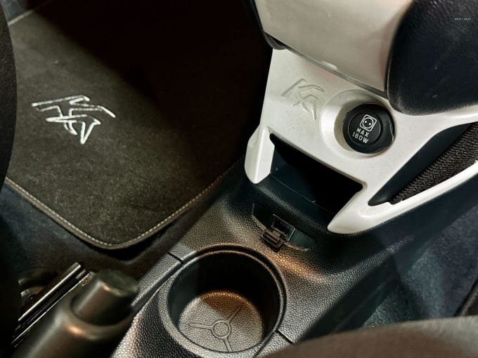 2015 Ford Ka