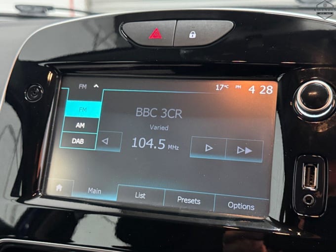 2017 Renault Clio