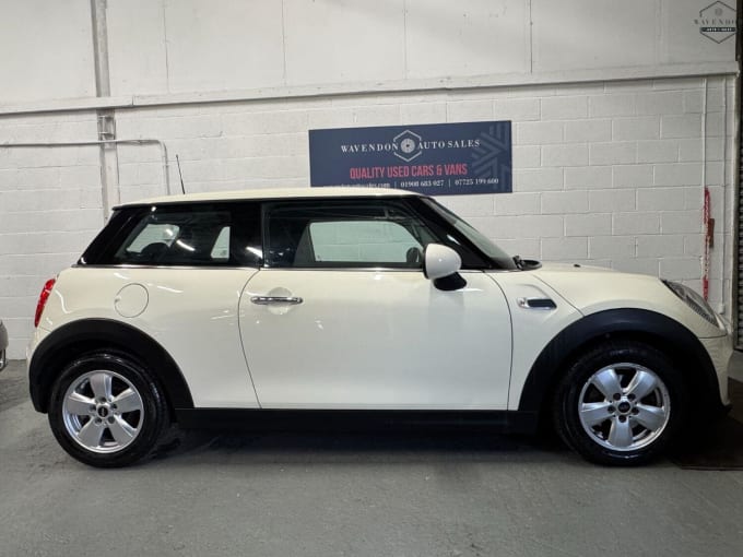 2015 Mini Hatch