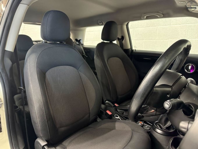 2015 Mini Hatch