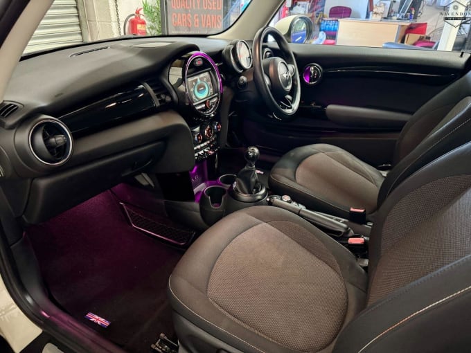 2015 Mini Hatch
