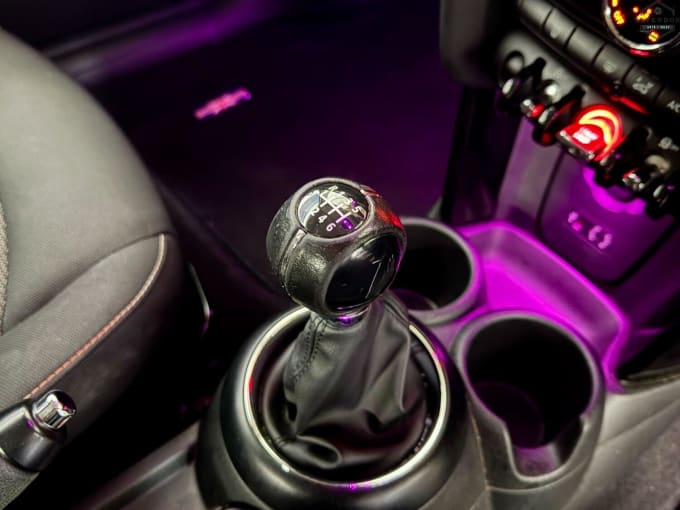 2015 Mini Hatch