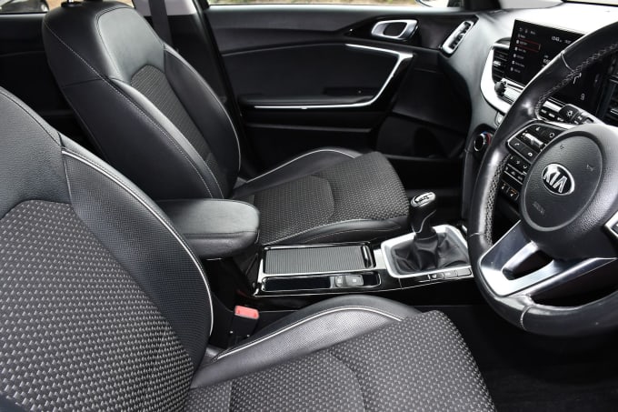 2020 Kia Ceed