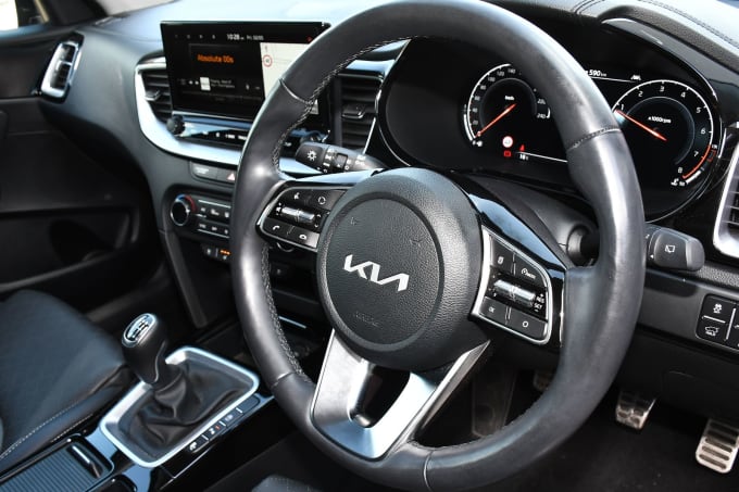 2022 Kia Ceed