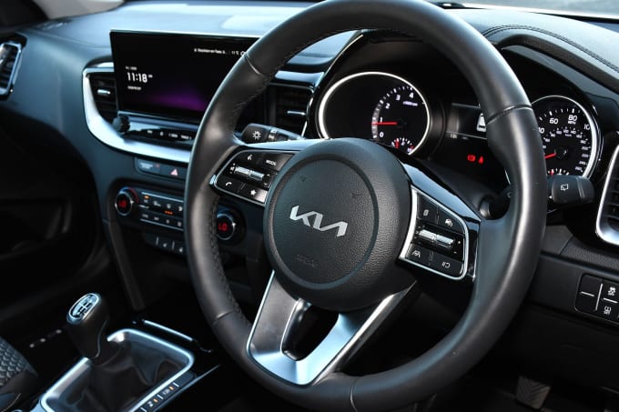 2023 Kia Ceed