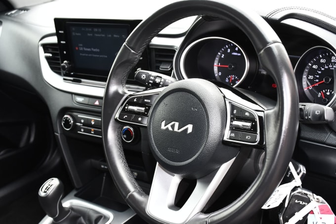 2023 Kia Ceed