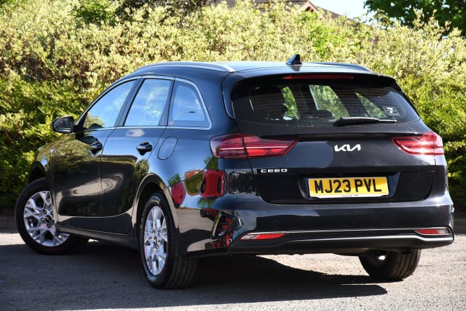 2023 Kia Ceed