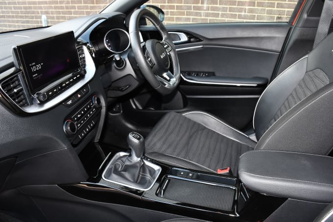 2023 Kia Proceed