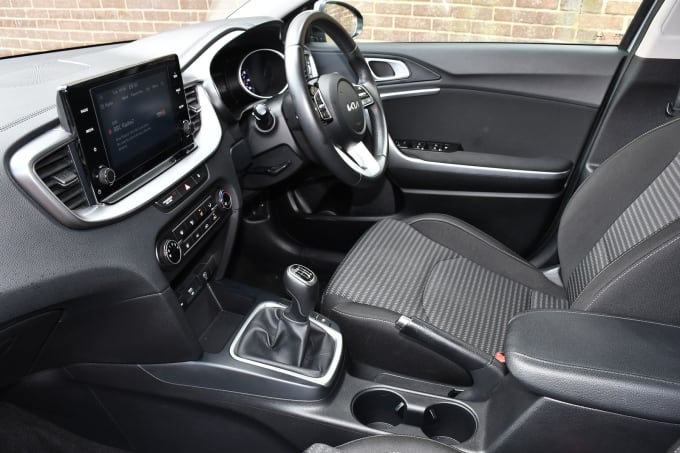 2023 Kia Ceed