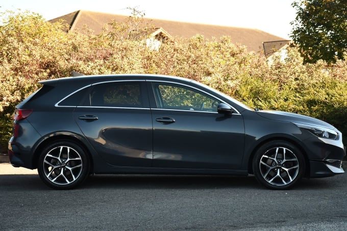 2022 Kia Ceed