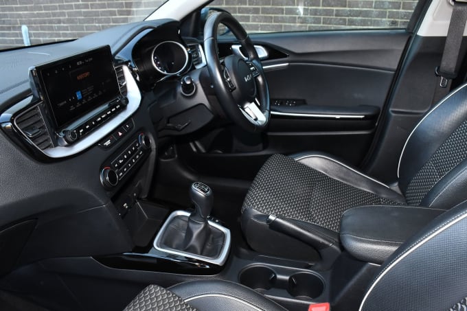 2022 Kia Ceed