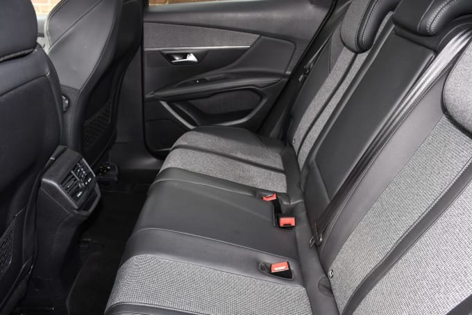 2020 Peugeot 3008